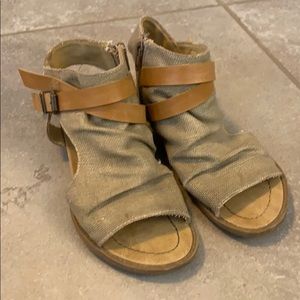 Blowfish kids gladiator Sandals 2